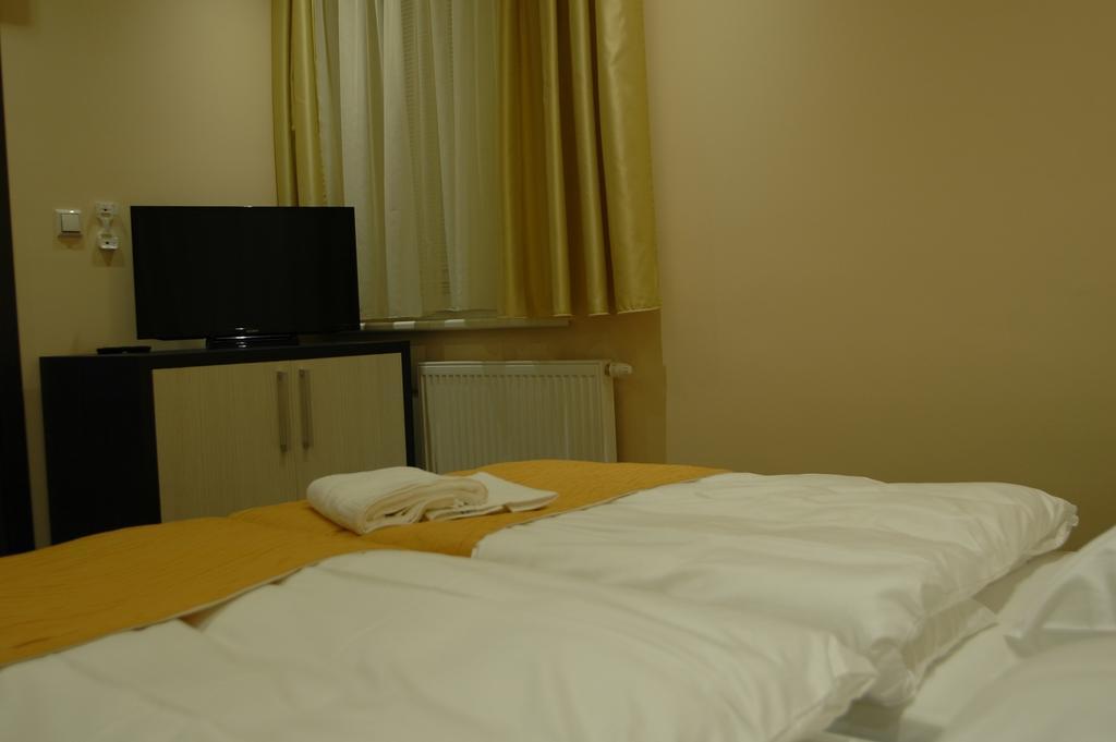 Apartments Viktor Μπρατισλάβα Δωμάτιο φωτογραφία