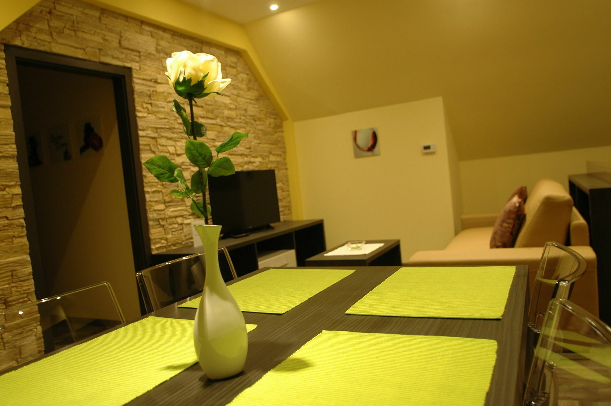 Apartments Viktor Μπρατισλάβα Εξωτερικό φωτογραφία