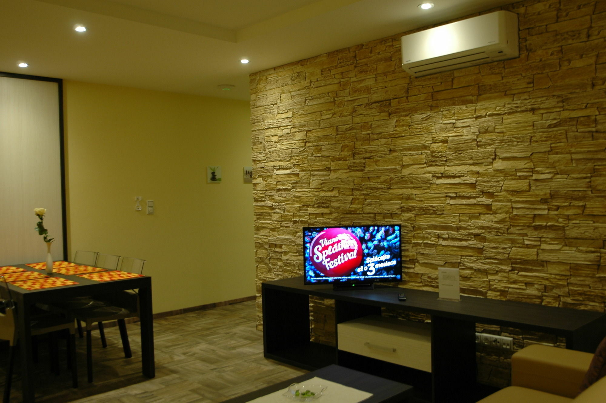 Apartments Viktor Μπρατισλάβα Εξωτερικό φωτογραφία
